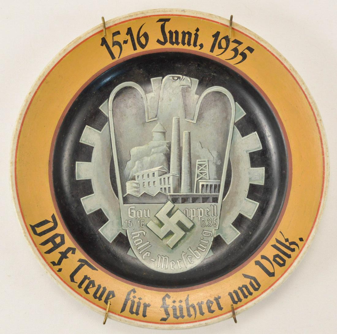 German WW II Workers Party Souvenir Plate: Souvenir plate from the Gau Halle-Merfeburg celebration of June 15-16, 1935. In VG condition Measures 9.25" in diameter.
