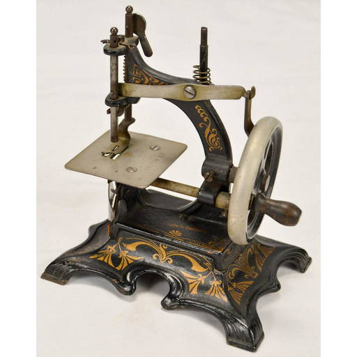 German Toy Sewing Machine Nov 14, 2020 Donley Auctions in IL