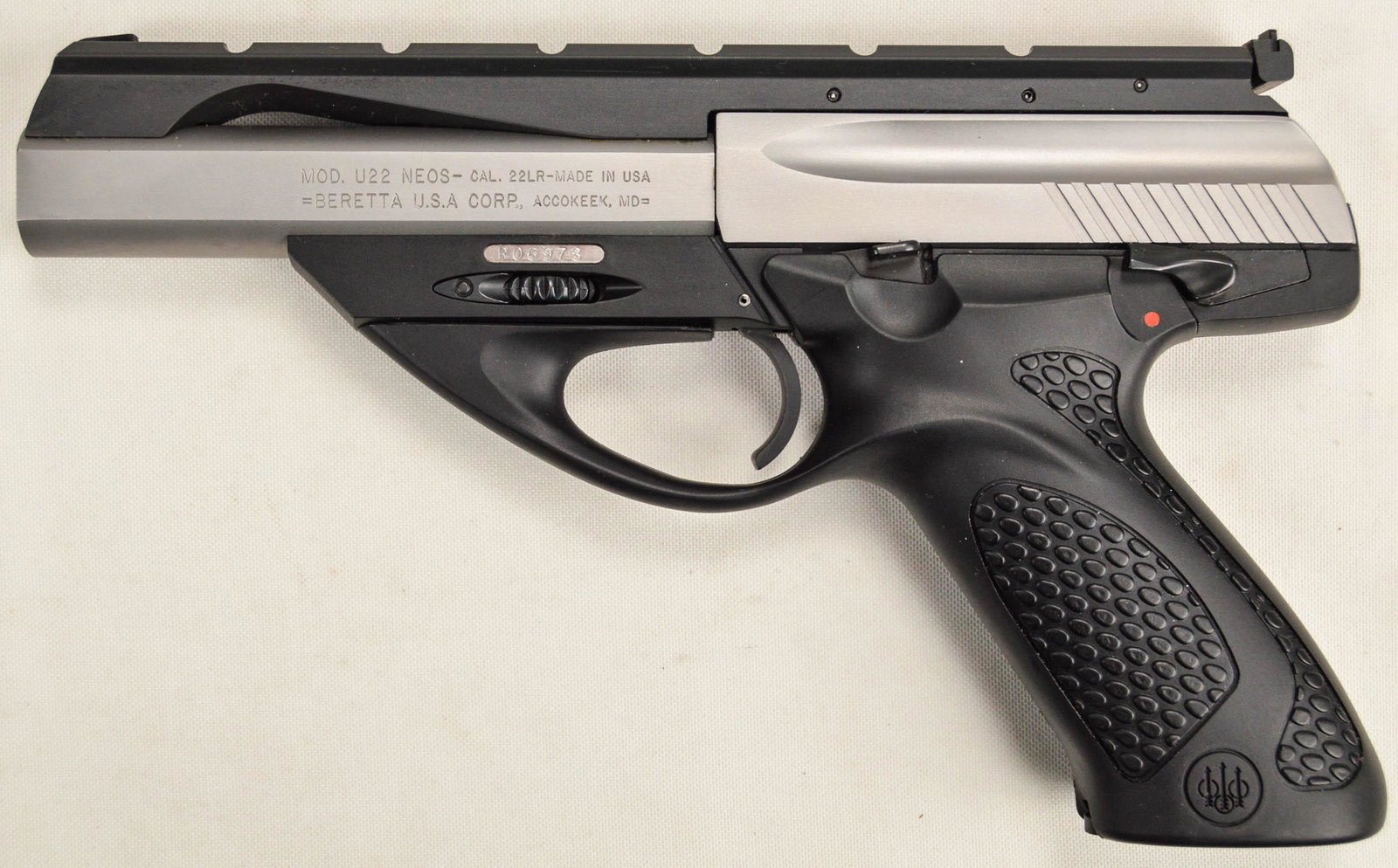 Beretta U22 Neos 22 Cal Pistol: Beretta U22 Neos 22 Cal Pistol, excellent used condition, 4" barrel model, 2-tone finish, comes in factory box with extra magazines, excellent plinker, see photos. Serial #R06978