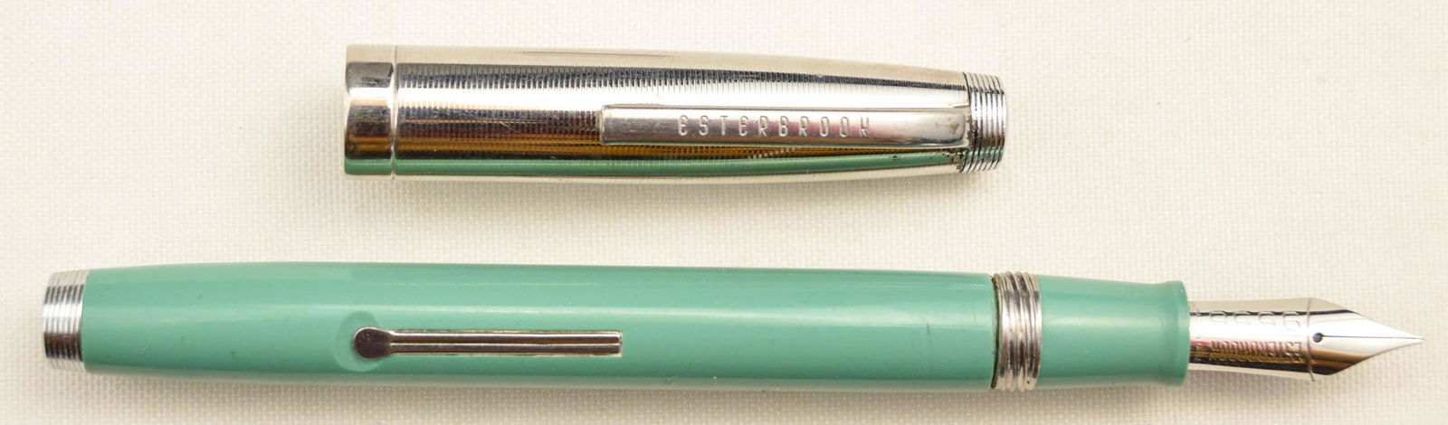 Esterbrook Deluxe Willow Green FP (1 of 8)