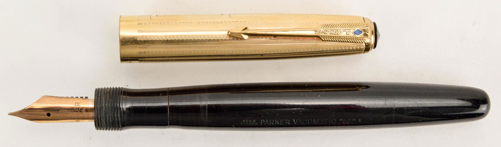 Parker Vacumatic 51 Black FP (1 of 9)