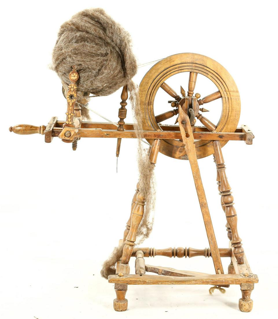 Antique Spinning Wheel (1 of 7)