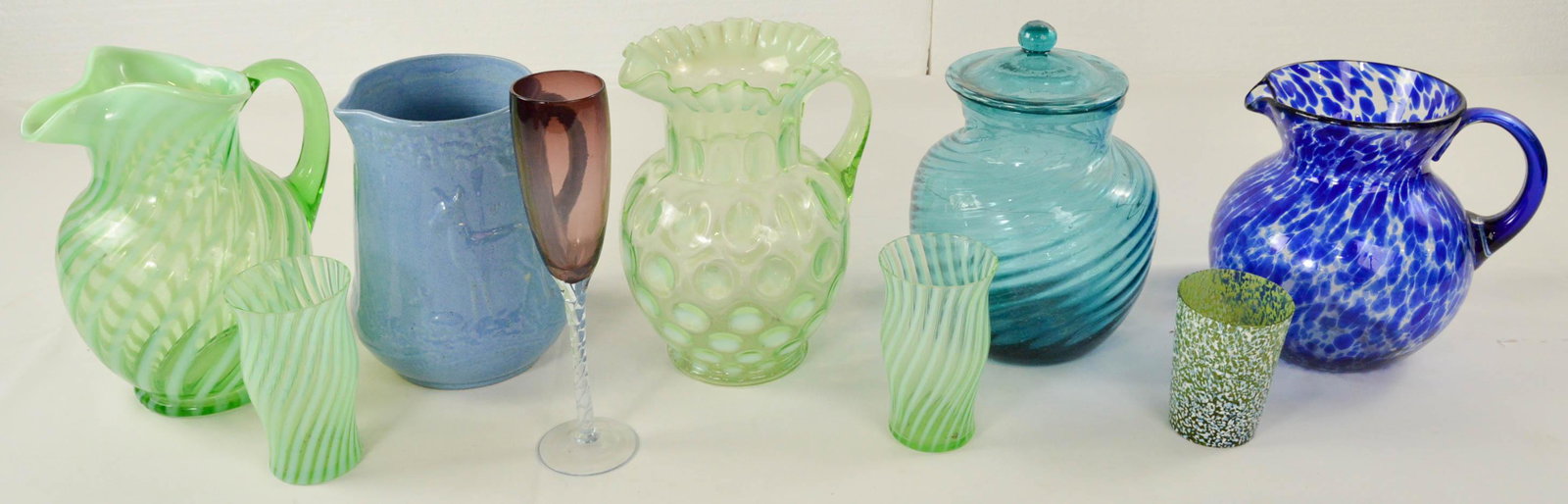 Vintage Glass & Ceramic: 9 pieces. See photos.