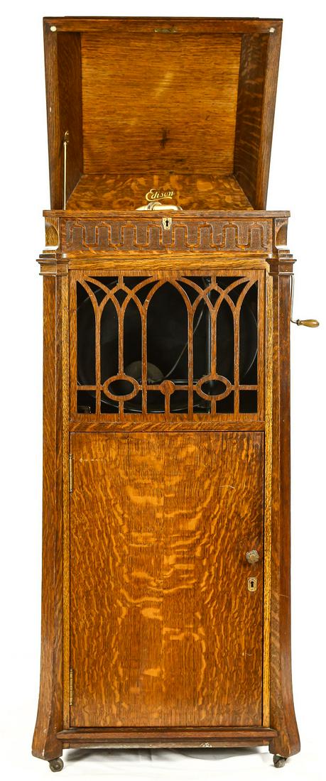 Edison Diamond Disc C19 Oak Phonograph (1 of 20)