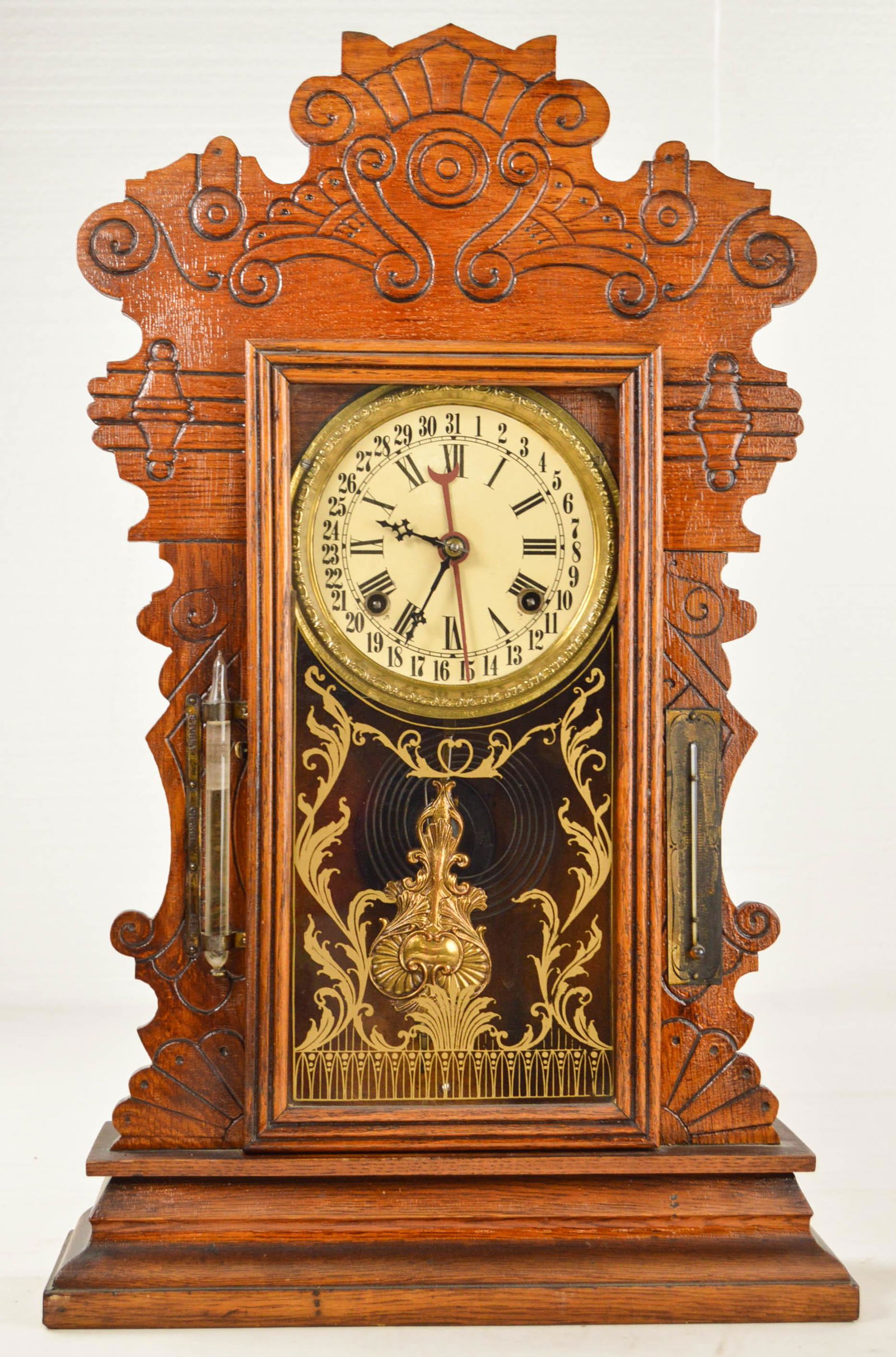 Waterbury Gingerbread/Kitchen Clock (1 of 5)