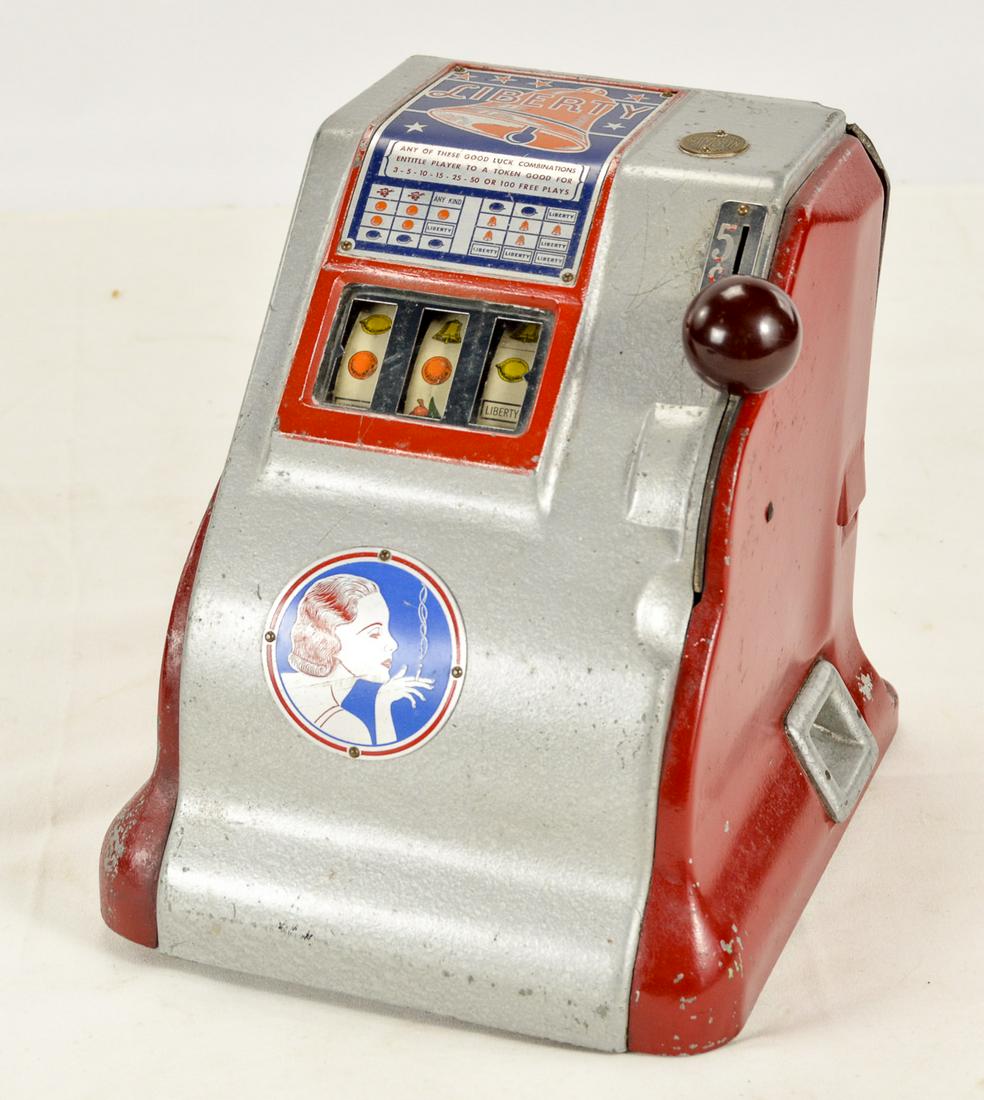 Liberty Slot Machine Trade Stimulator (1 of 9)