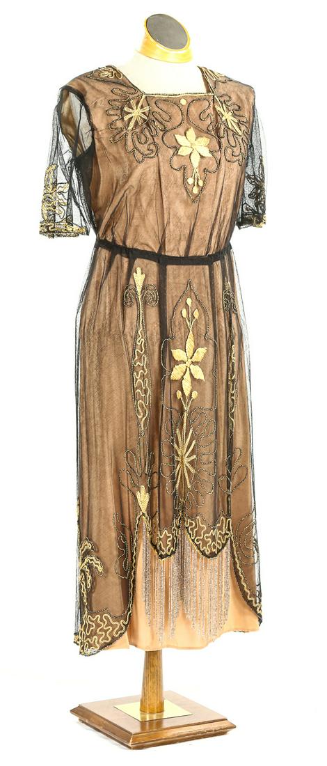 Titanic Era 1910-1915 Women's Dress (1 of 8)
