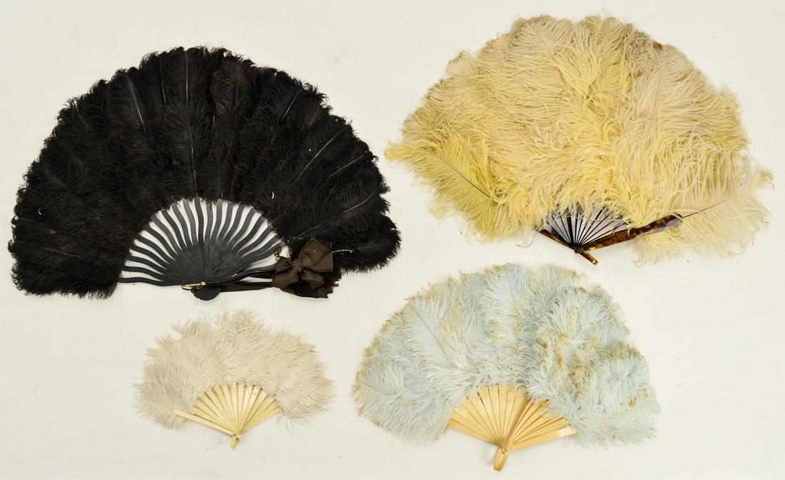 Vintage Feather Fans (4) (1 of 13)