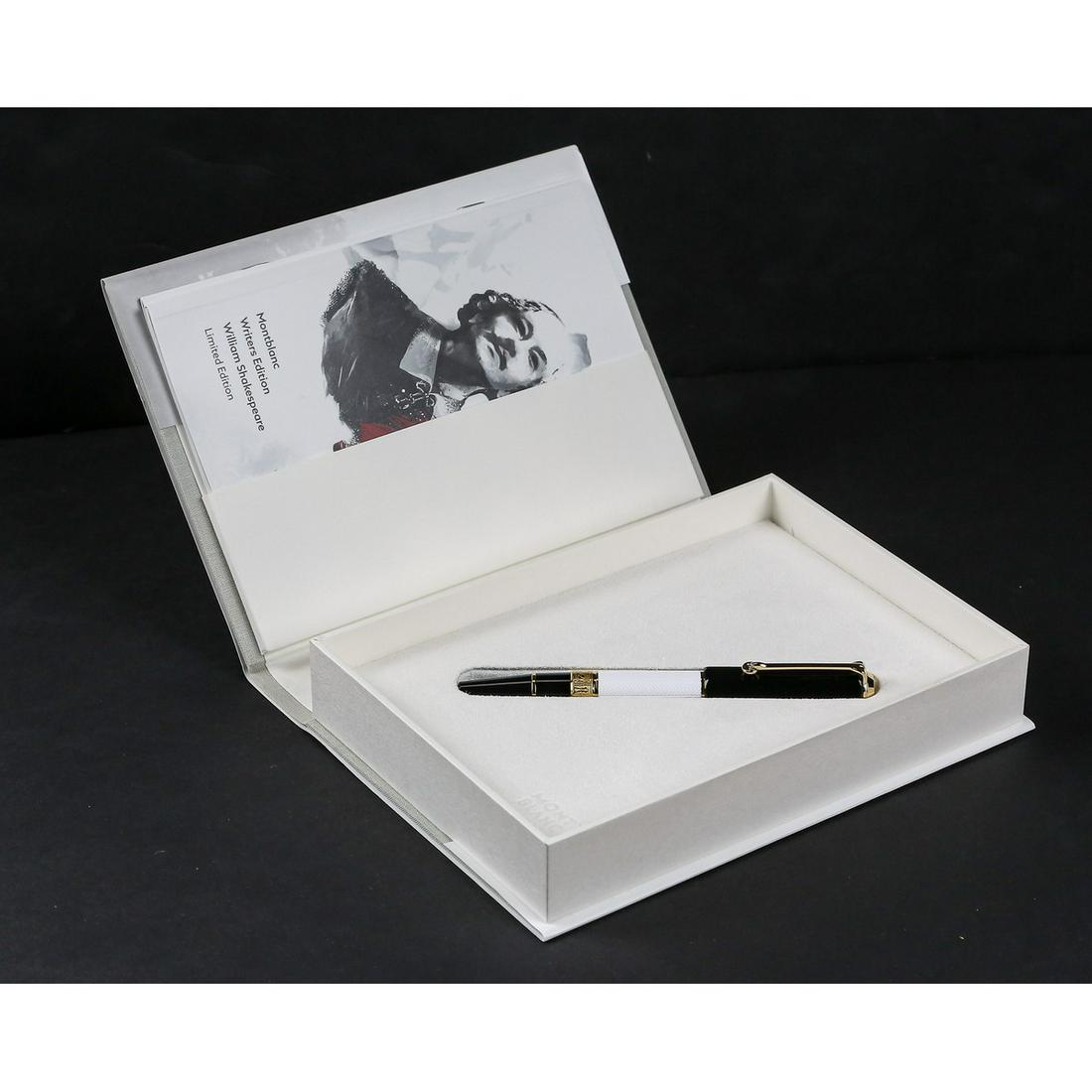 Montblanc William Shakespeare RB: Montblanc William Shakespeare RB in white and black with gold trim. The pen is made of black and white resin as a reference to the colors of the flags that were raised above Shakespeare’s Globe Thea