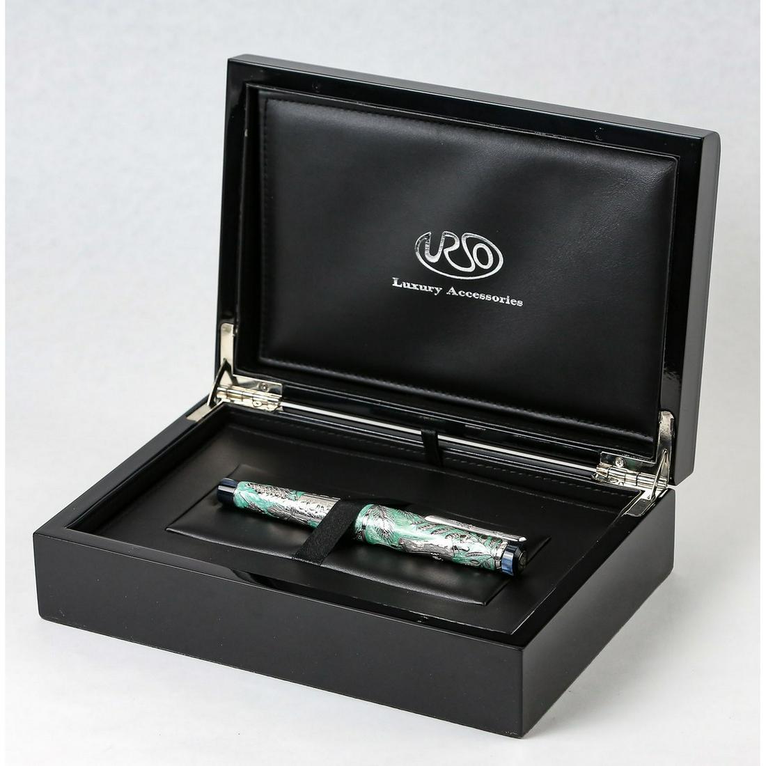 Urso Shavuot RB: Urso Shavuot RB in light green with Sterling Silver. Handmade in Italy. Shavuot was an agricultural festival connected to the season of grain harvesting and the picking of the first ripening fruits. C