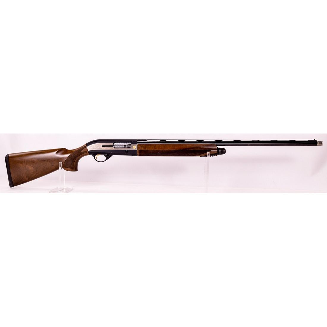 Beretta AL391 Urika Gold Sport Shotgun 12 Ga (M): A Beretta AL391 Urika Gold Sport semi automatic shotgun chambered in 12 gauge with 3" chamber. Shotgun has 30" barrel with "PB-F-SP Victory" marked removable choke and ventilated rib. Barrel is number