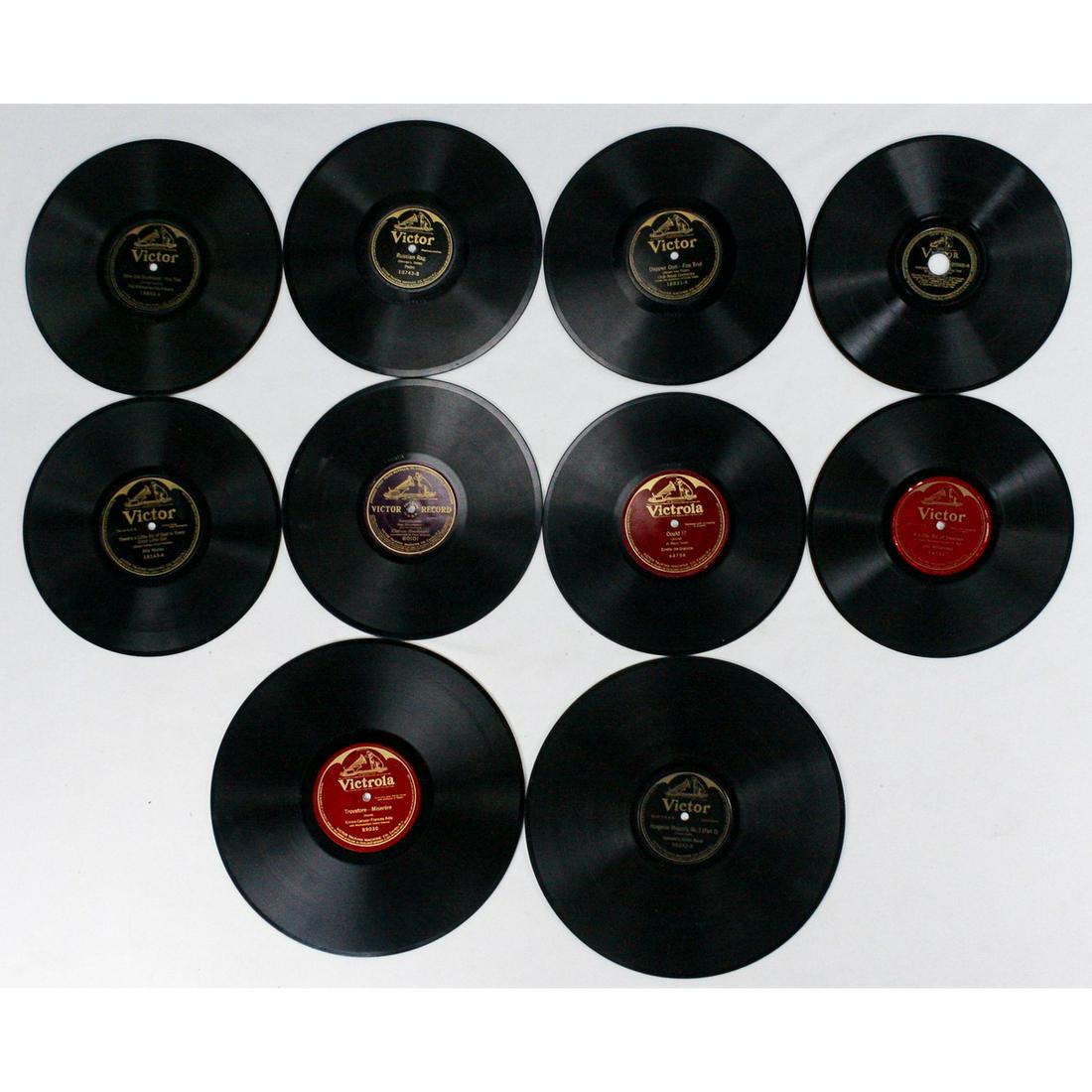 Lot of 32 Victor Disc Records (1 of 1)