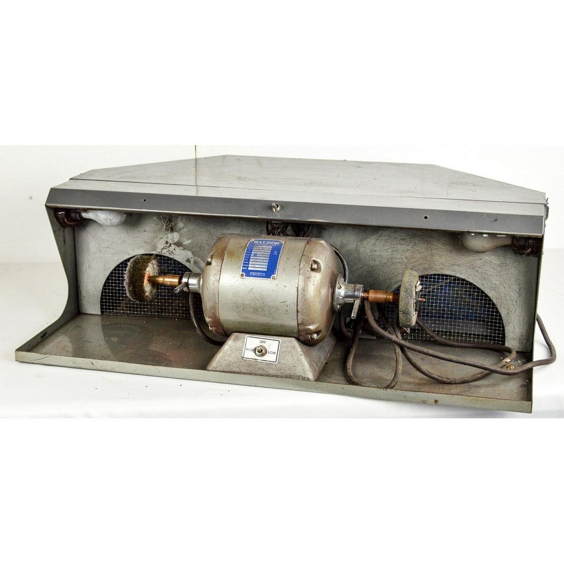 BALDOR 1/4hp, 2-Spindle Polishing Lathe (1 of 11)