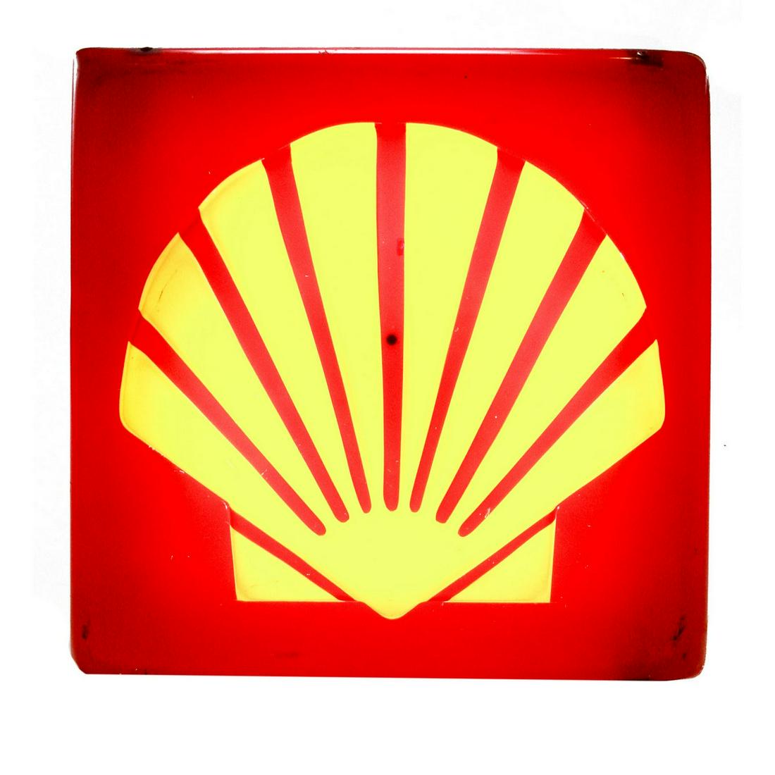 Light Up Shell Gas Station Sign: Light up sign made for Shell Gas. Sign lights up and displaces nicely. Great for any petroliana collector. Measures 18.5” x 18.5”.