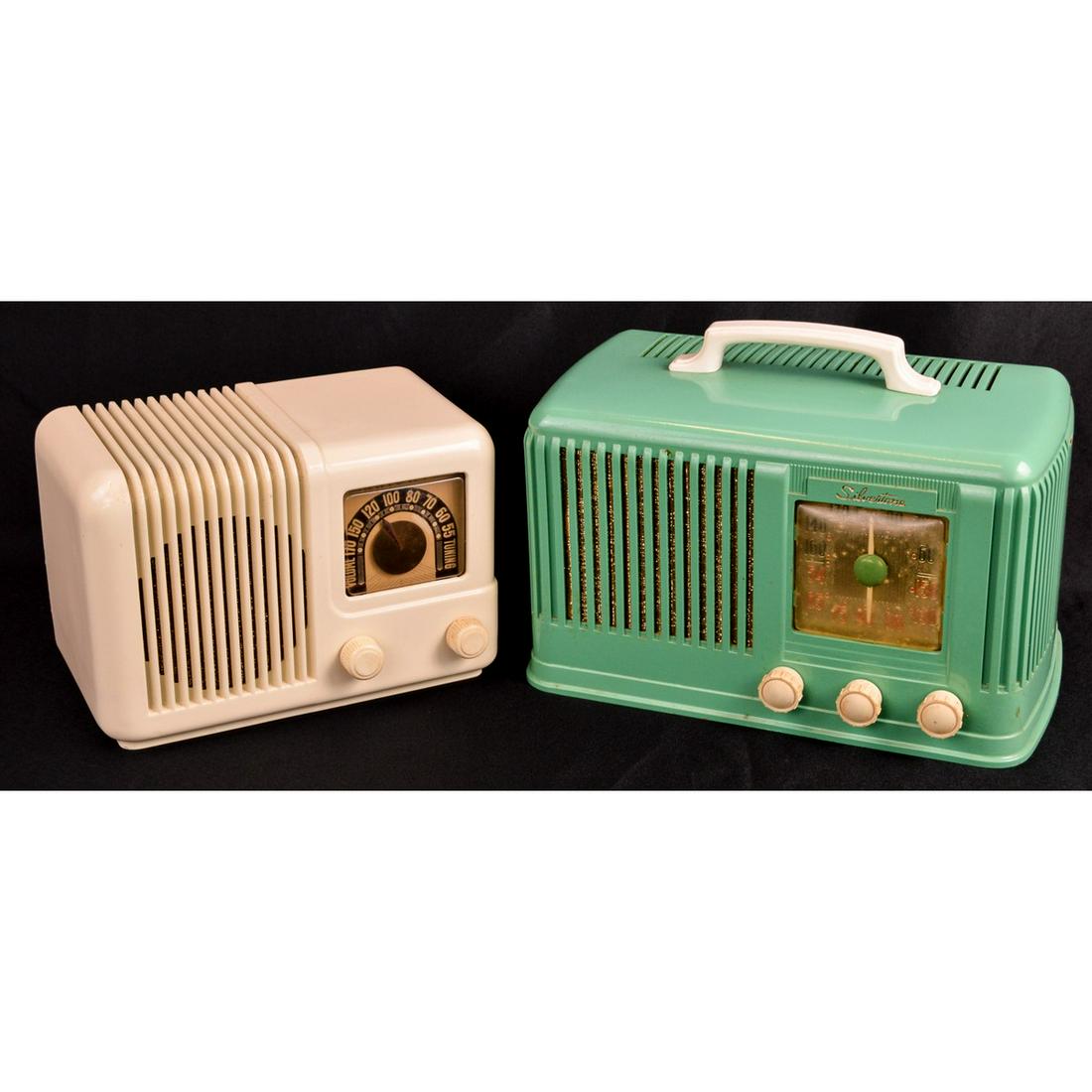 Lot of 2 Radios (Silvertone and Knight): 1. Silvertone Model #6016: From 1947, this radio has 6 tubes and AM. The cabinet is in good condition with no cracks or chips and it appears to have its original factory finish. All parts are present.