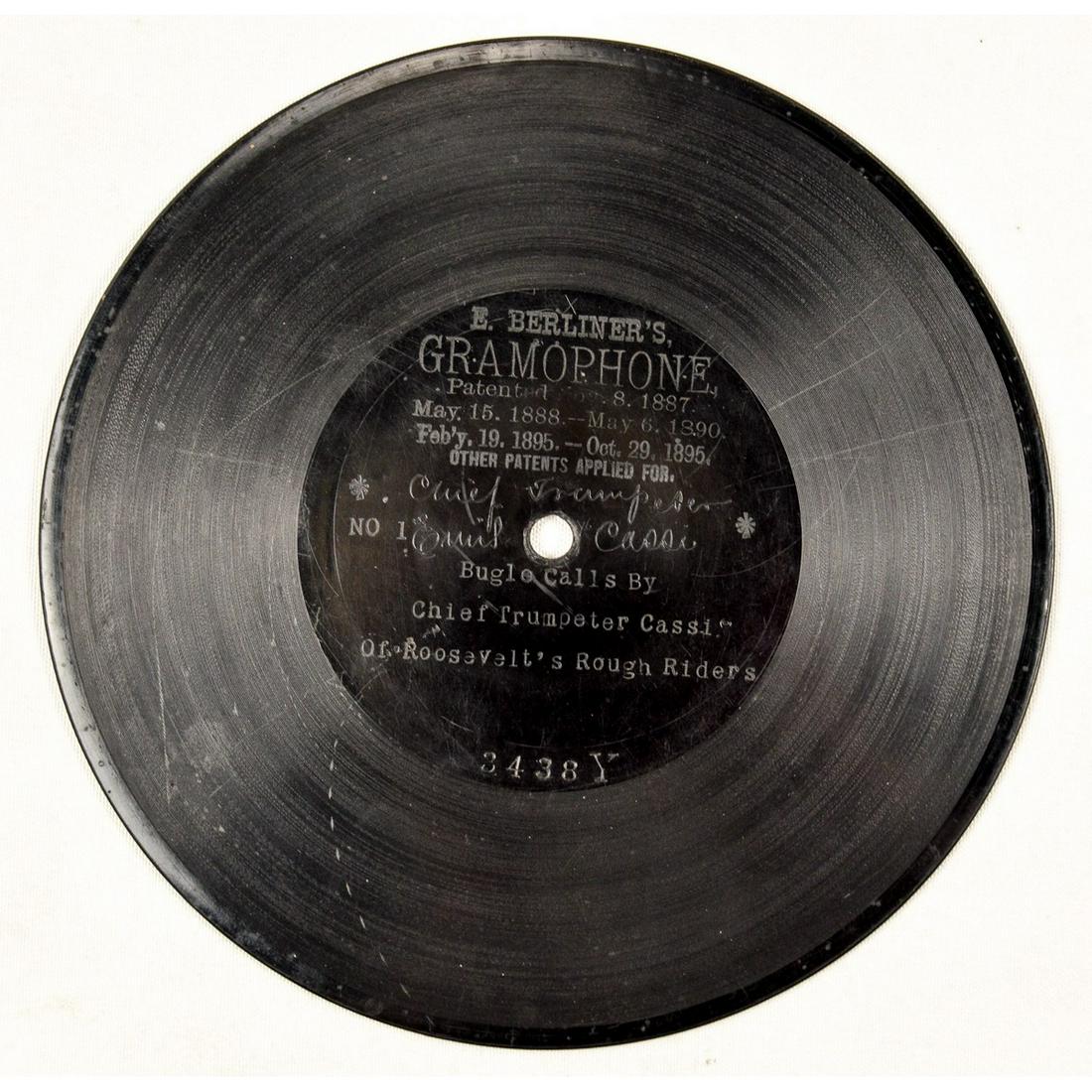 Berliner 7" Disc Record #3438Y (1 of 3)