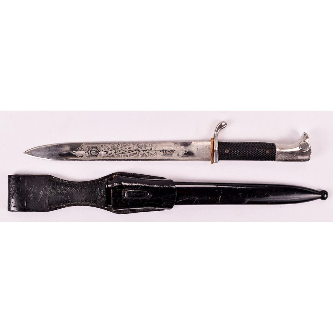 WWII German Etched Bayonet: WWII German Etched Bayonet, a nice Army etched eagles, blade a bit spotty, etch is nice, no maker mark, still a nice etched bayonet.