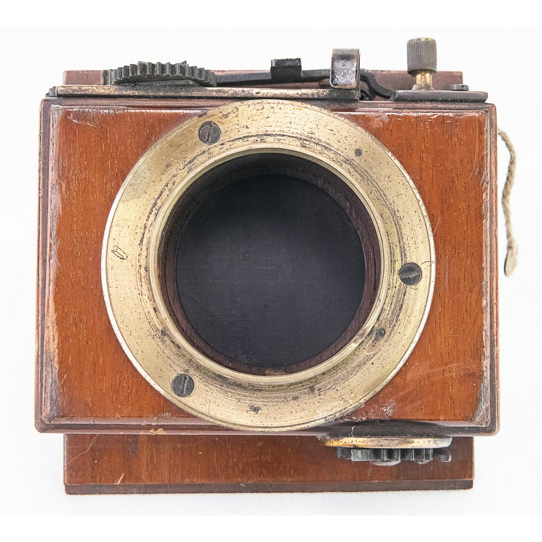 Thornton Pickard Camera Shutter (1 of 7)