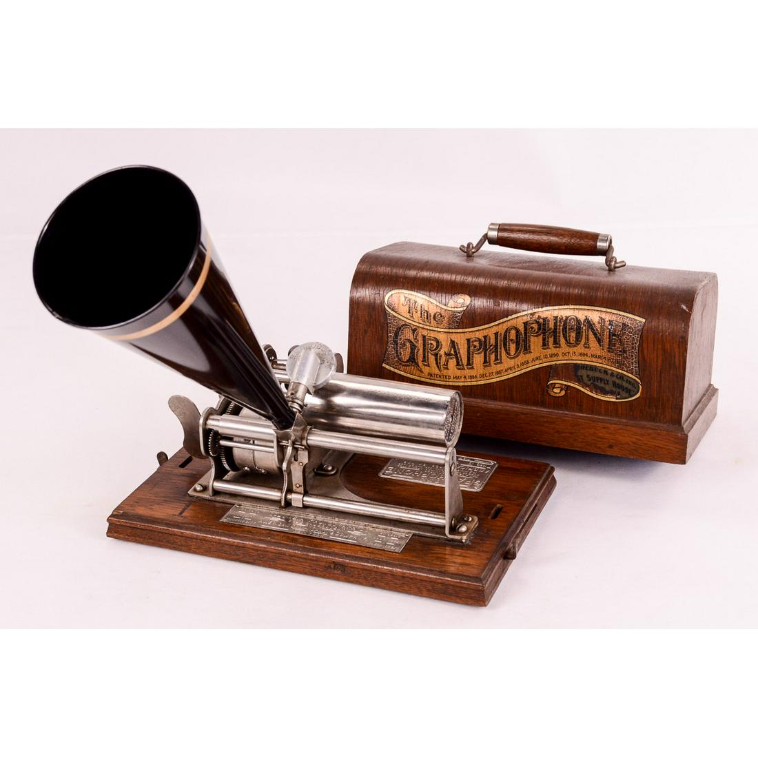 Columbia Type B Eagle Cylinder Phonograph (1 of 16)