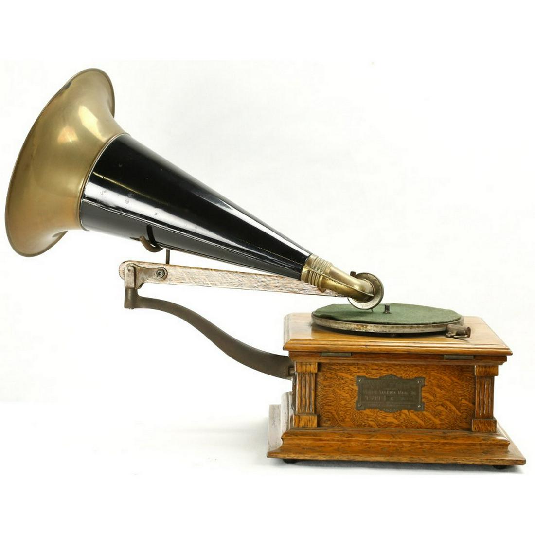 Victor Type E Disc Phonograph (1 of 7)