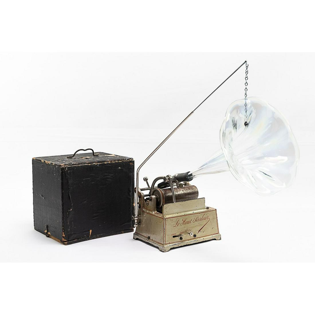 Le Gaulois Cylinder Phonograph With Glass Horn (1 of 18)
