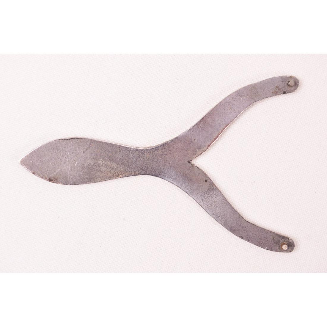 Lot of 2 Bettini Reproducer Adjustment Tools: These 2 useful tools in overall good condition, possible reproductions. From the Howard Hazelcorn Collection.