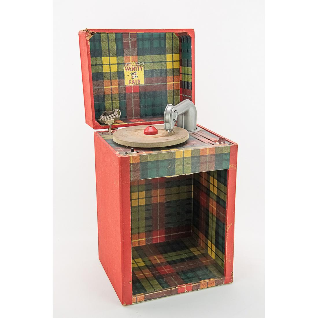 Vanity Fair Child's Electric Record Player (1 of 7)