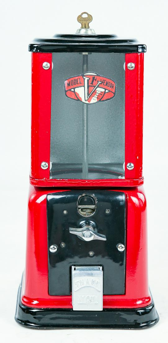 Victor Coin Op Peanut Vender Machine 9 (1 of 9)
