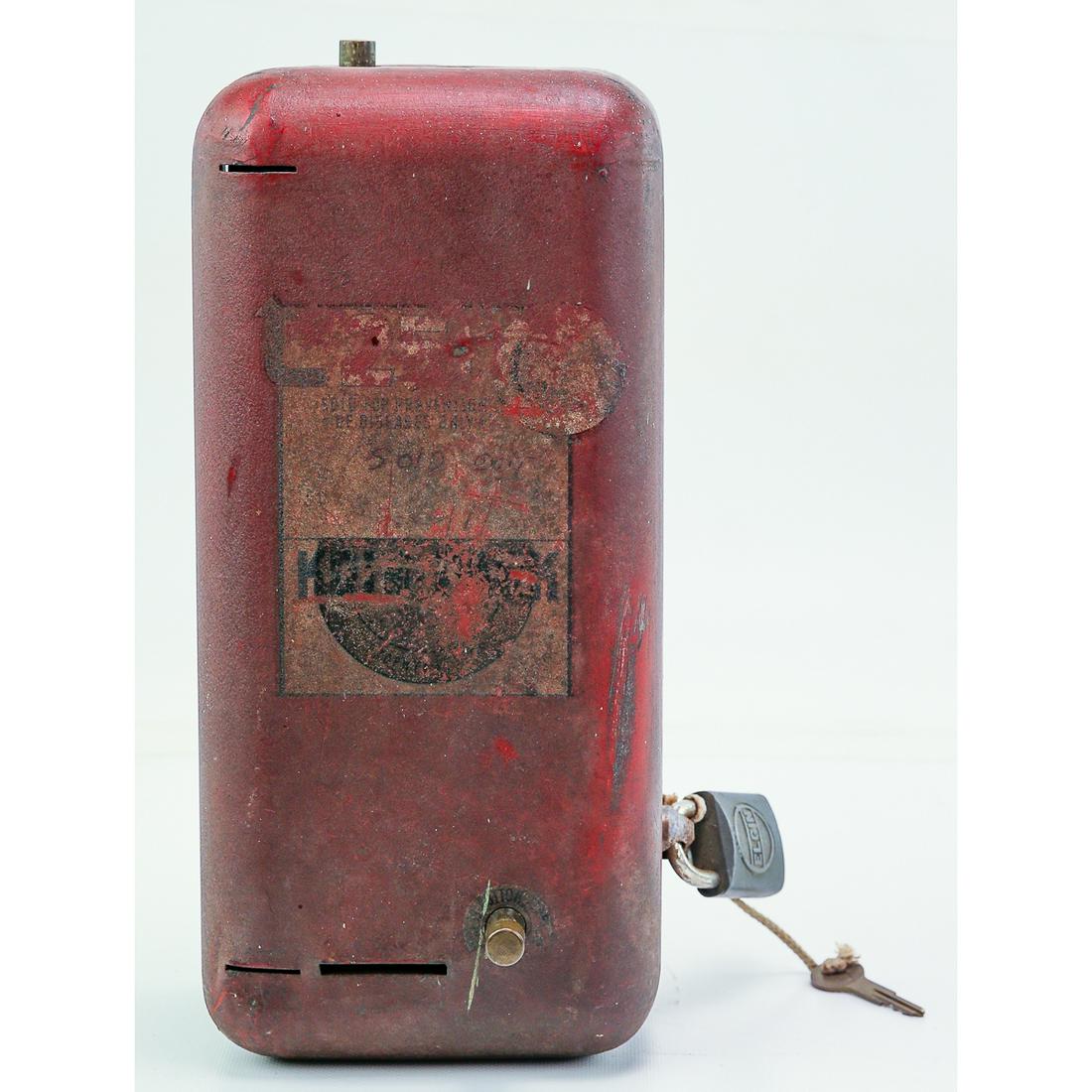 Early Coin Op CONDOM Vender Machine (1 of 10)