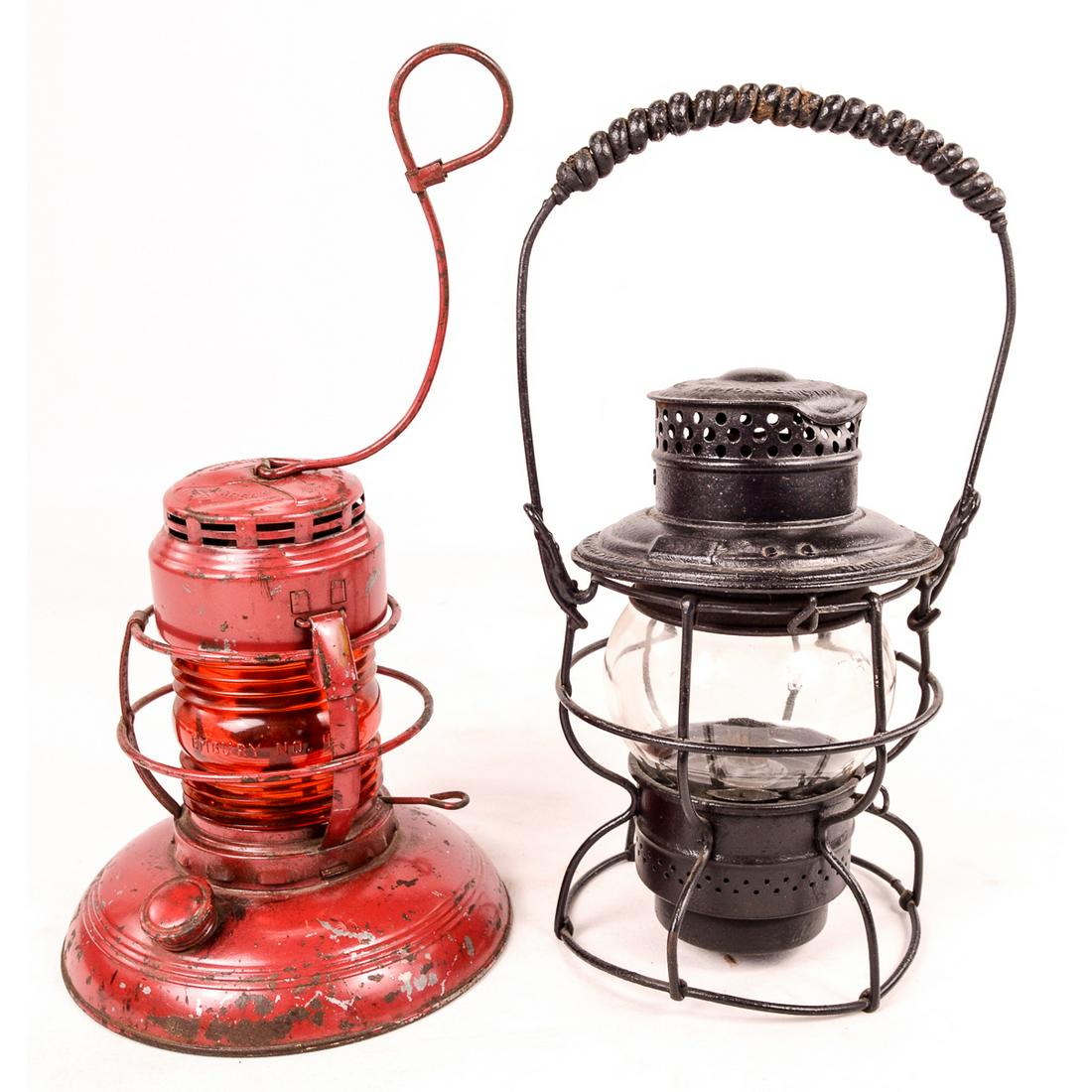 Traffic Gard and Adlake RR Kerosene Lanterns (1 of 11)