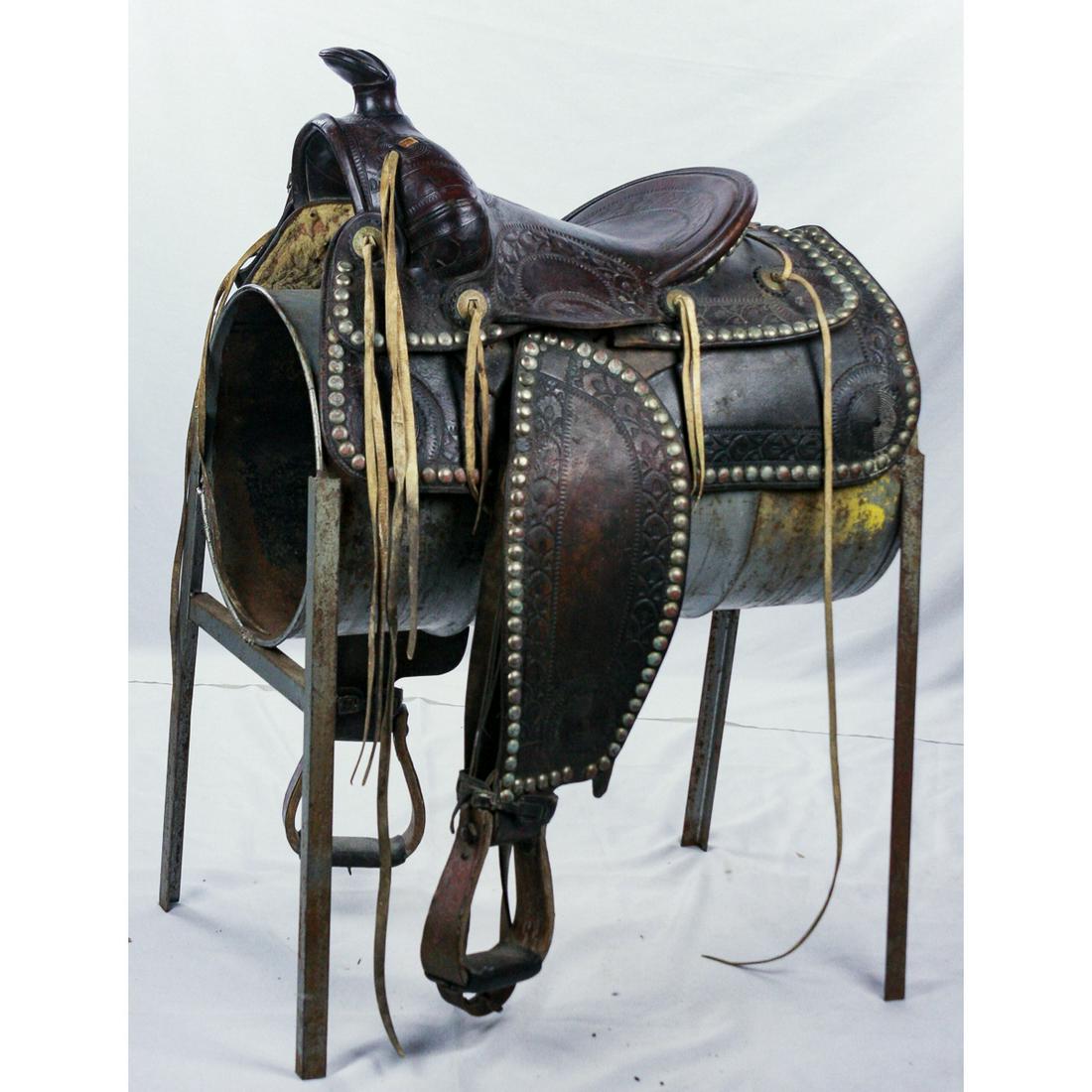 Vintage Hess and Hopkins Western Saddle w Stand (1 of 19)