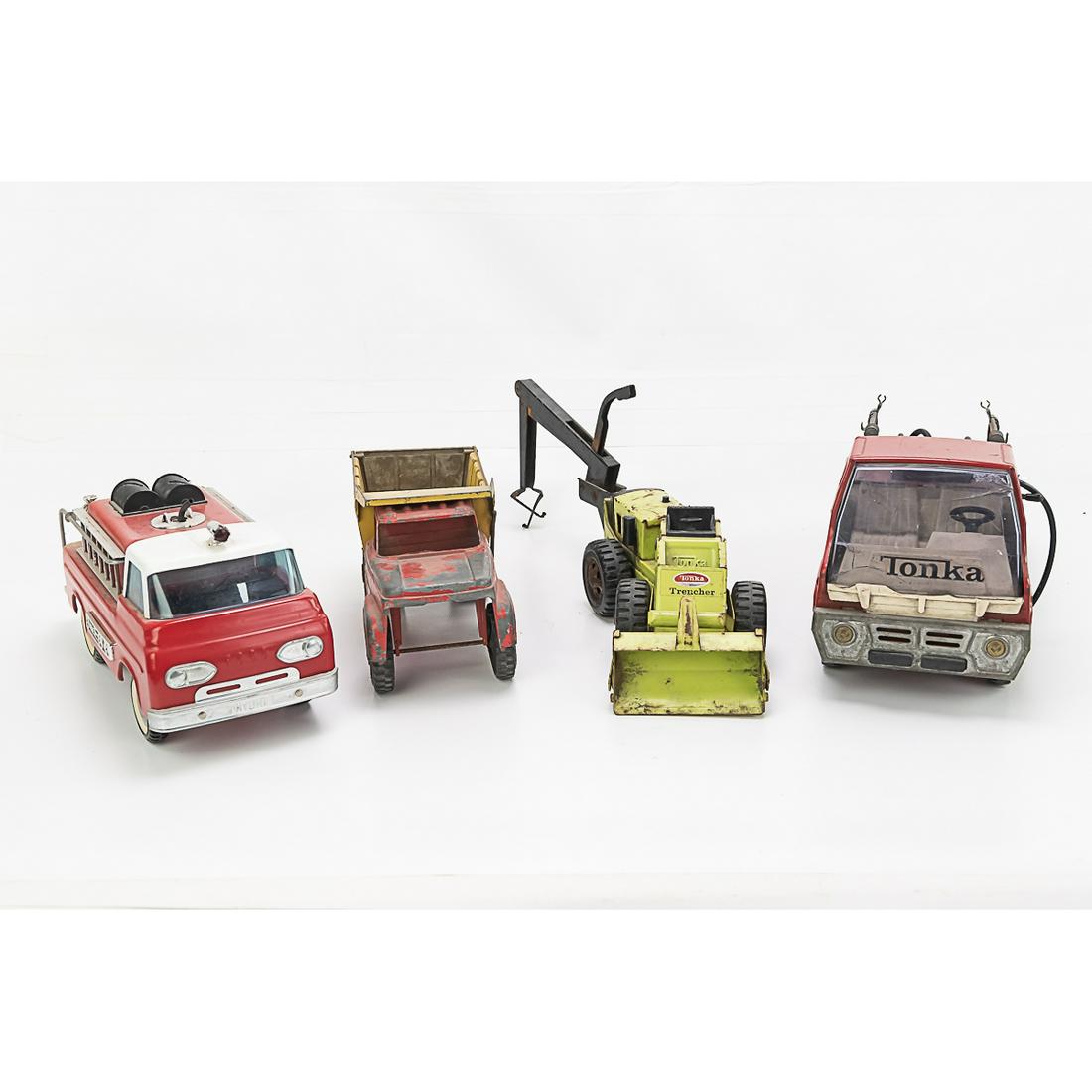 Pressed Steel Trucks Tonka, Hubley, Ny-Lint 4Pcs (1 of 17)