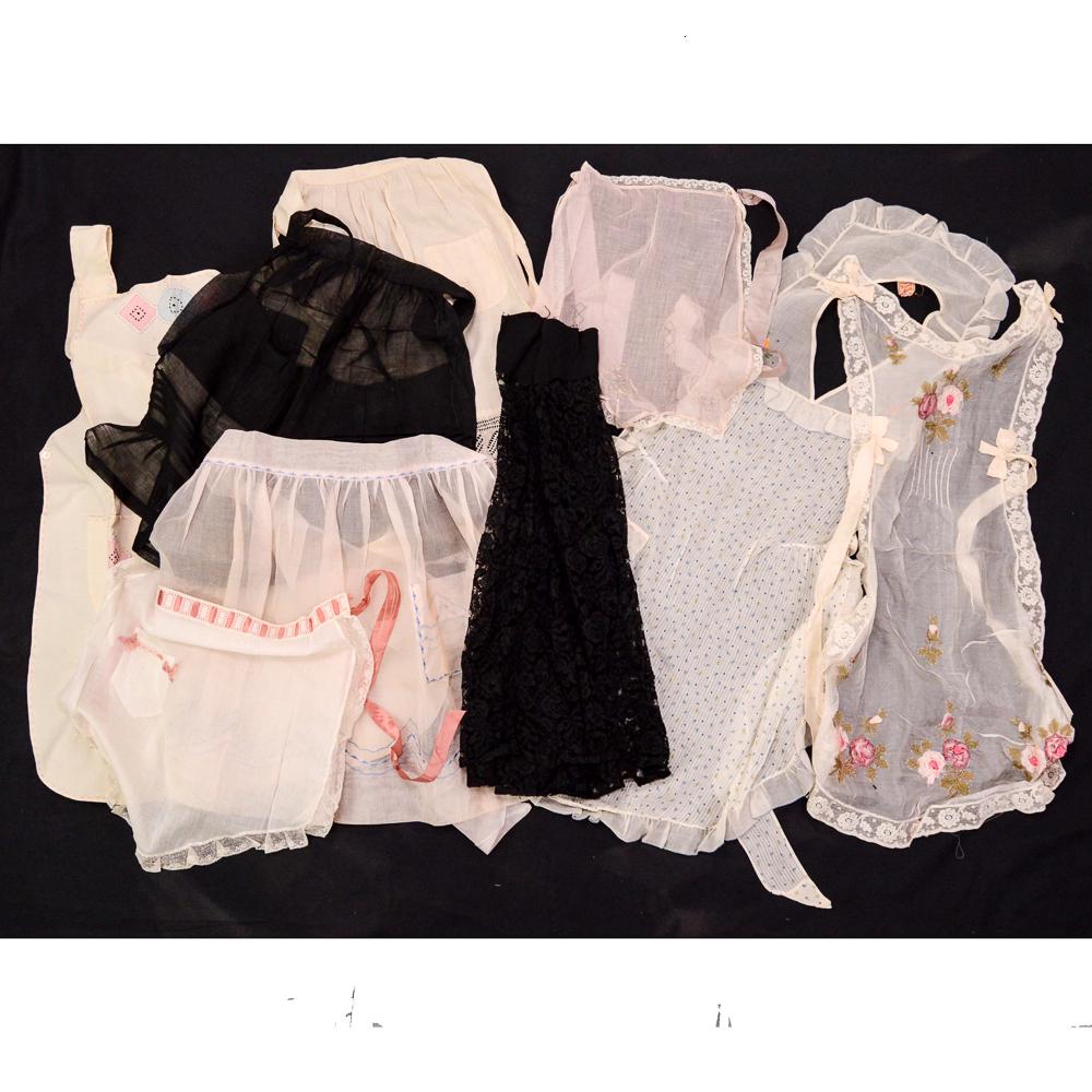 Box Lot of 45 Full and Half Aprons (1 of 4)