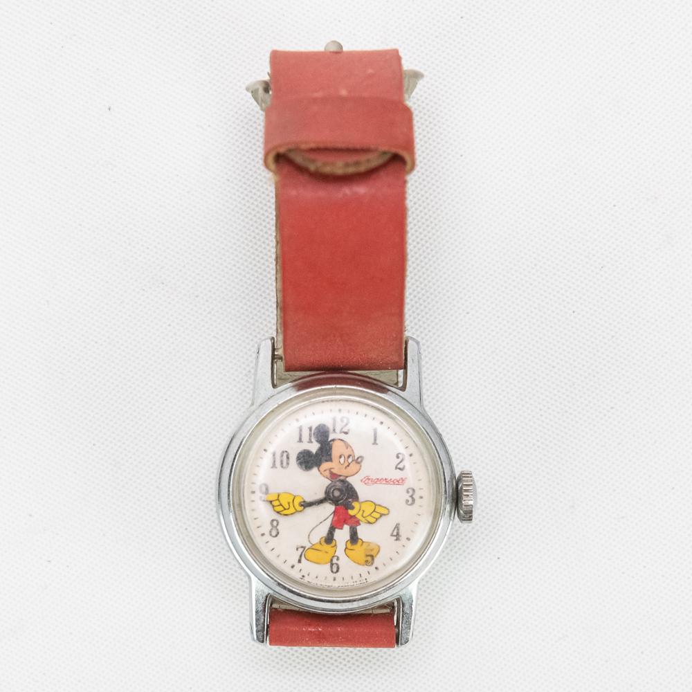 Mickey Mouse Watch Ingersoll (1 of 4)