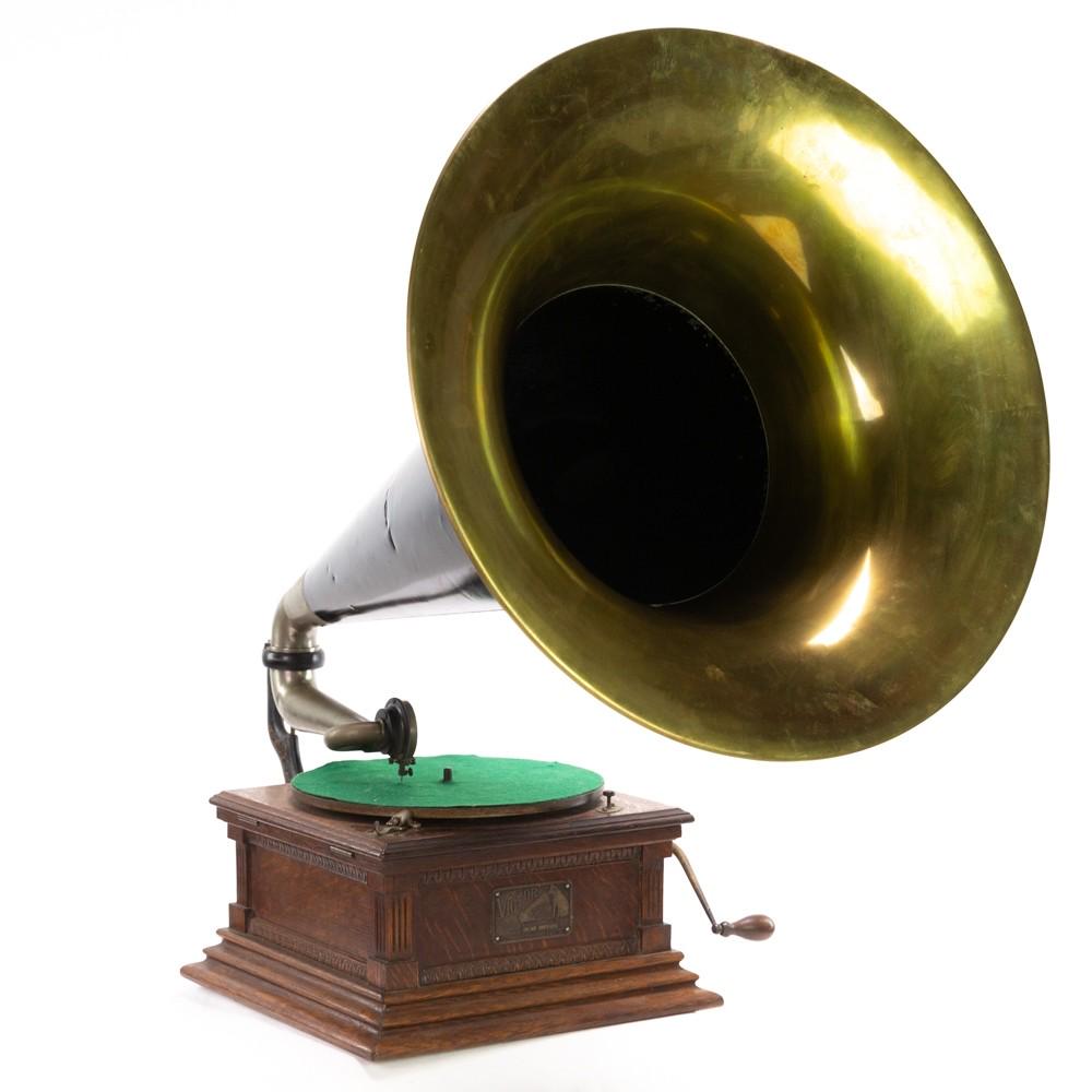 Victor M Rear-Mount Phonograph (1 of 12)