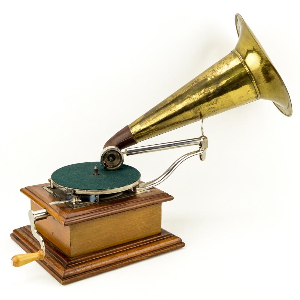 Zon-O-Phone Front Mount Phonograph w/Horn (1 of 10)