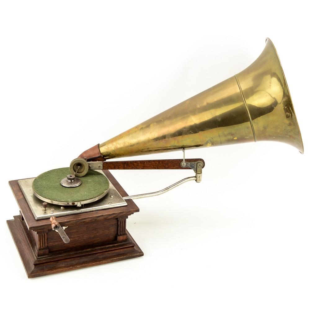 Eldridge Johnson Gram-O-Phone (1 of 11)