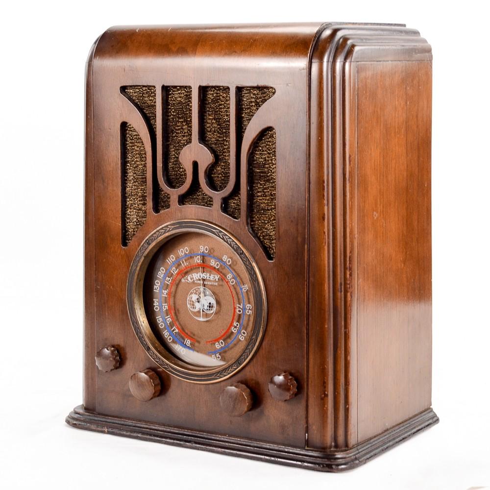 1936 Crosley Tombstone Radio Model 634 (1 of 11)