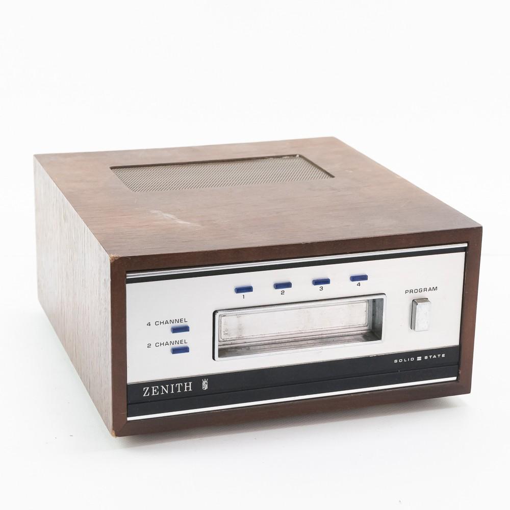 Vintage Zenith D-762W1 Solid State 8-Track Player: In good overall physical condition with minor imperfections. 2 CH and 4 CH. Powers up with no sound. Roughly 9" x 9.5". Stored in a dry, temperature-controlled area for years. Sold as is. Please see p