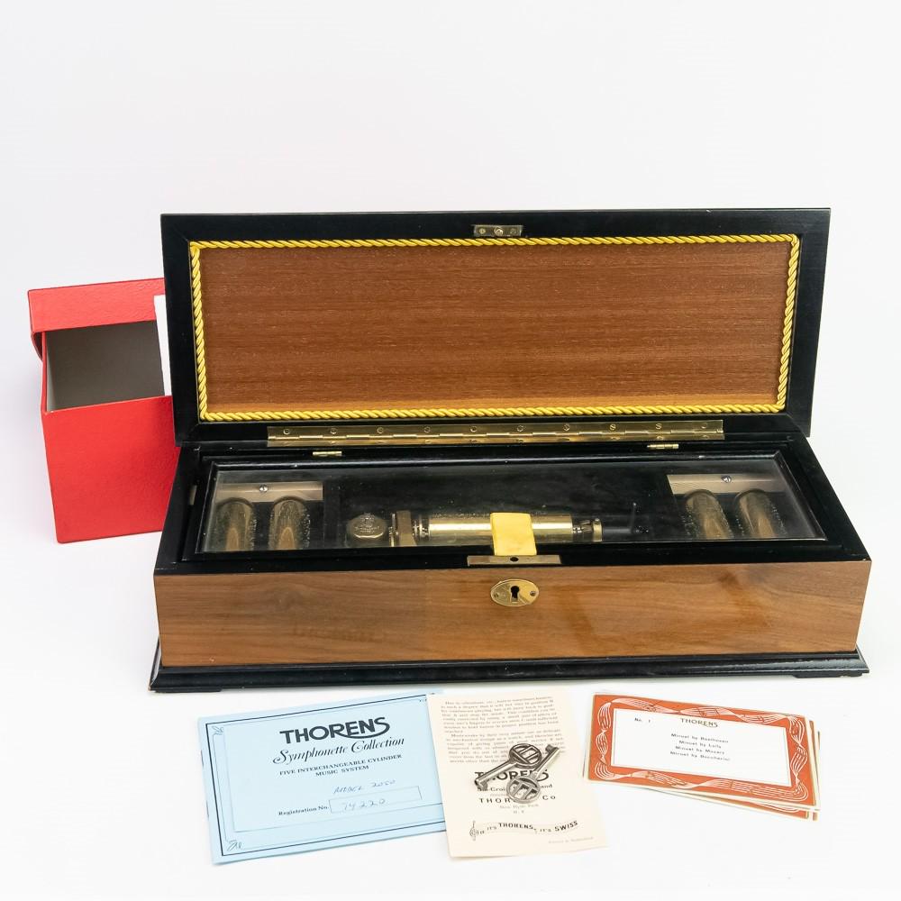 Swiss Made Thorens Model 2050 Music Box (1 of 14)