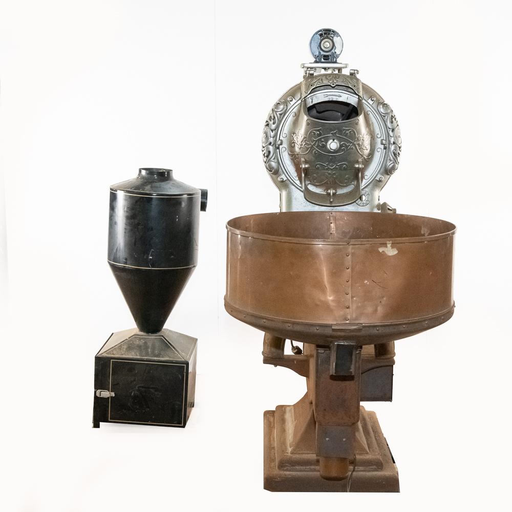 Royal #5 Planter's Peanut Roaster and Stand (1 of 16)