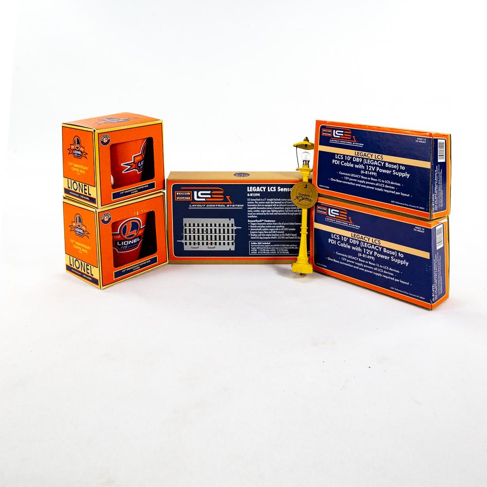 Box Lot of 5: Contemporary Lionel Legacy Items (1 of 5)