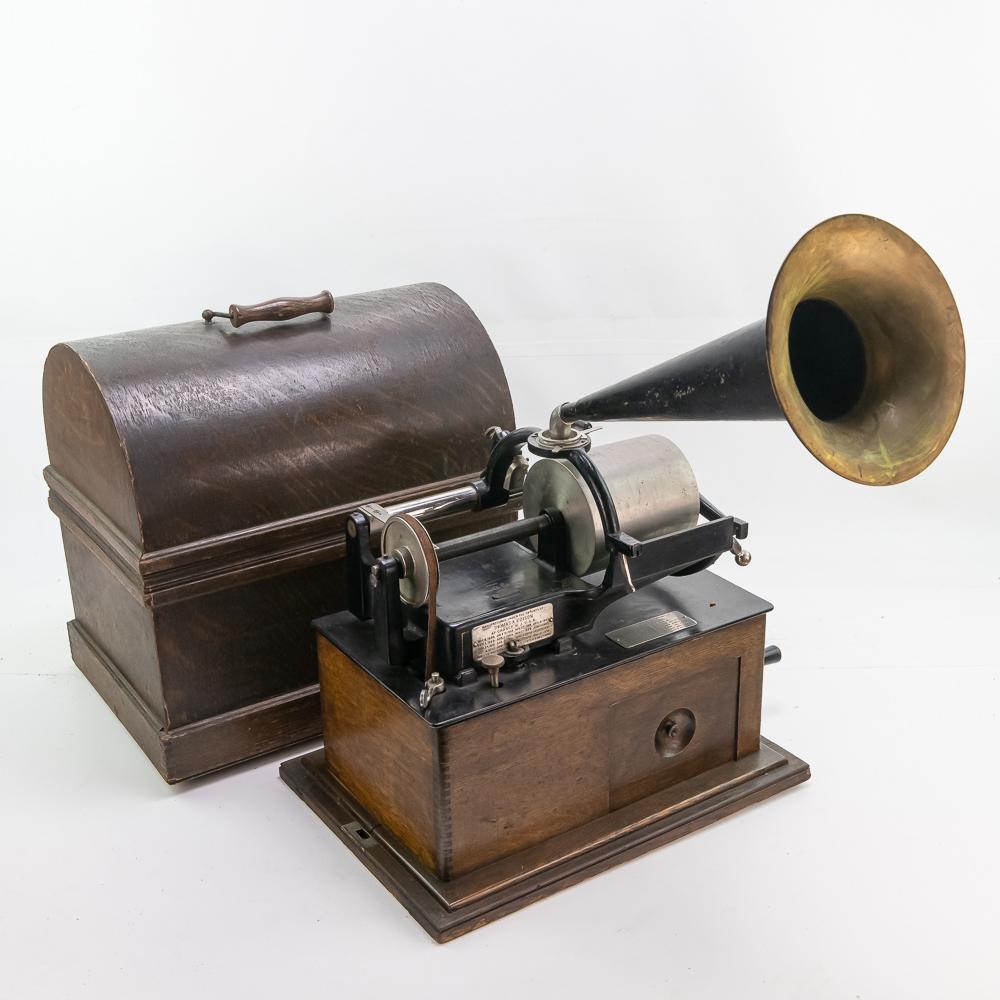 Edison Concert Cylinder Phonograph w/Horn (1 of 14)