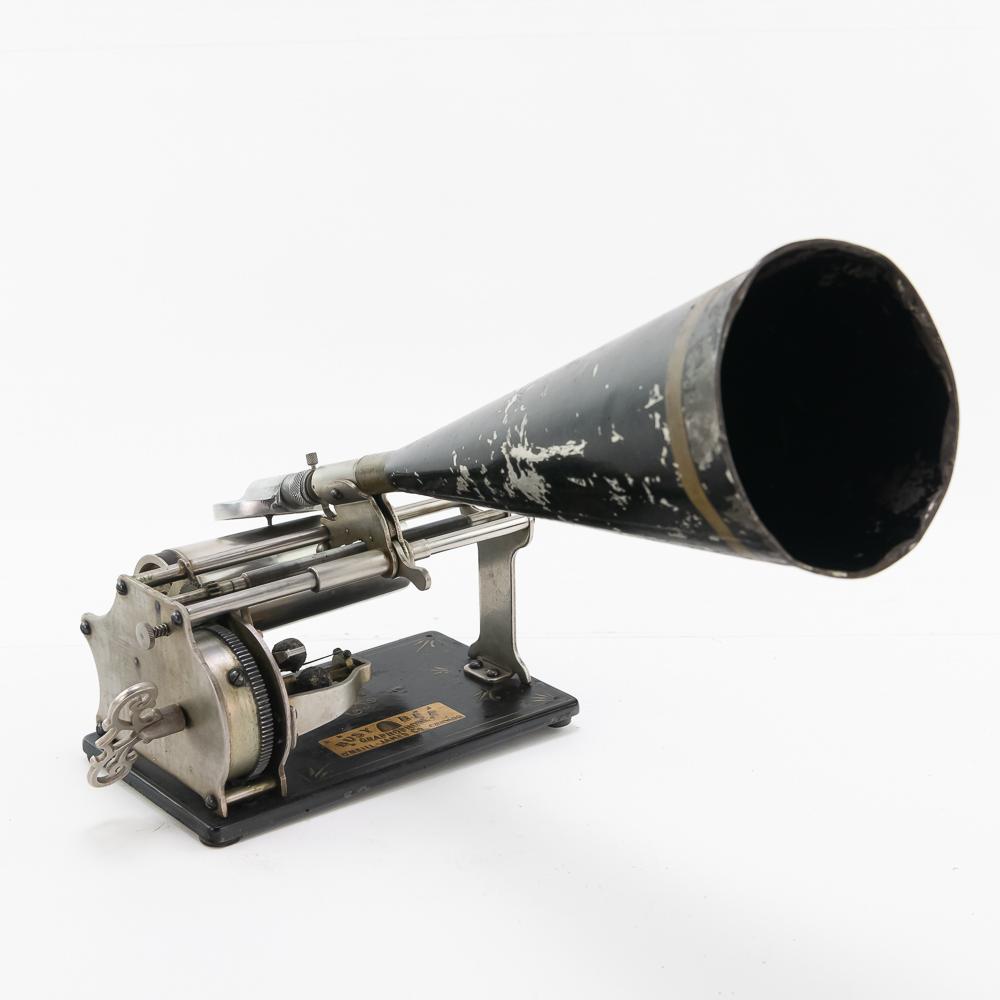 Busy Bee Cylinder Phonograph w/Horn (1 of 14)