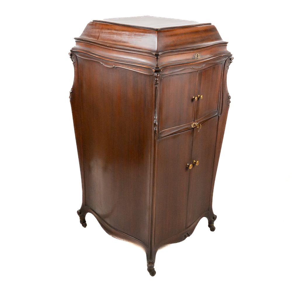 Victor Victrola VV-XVII Disc Phonograph (1 of 17)