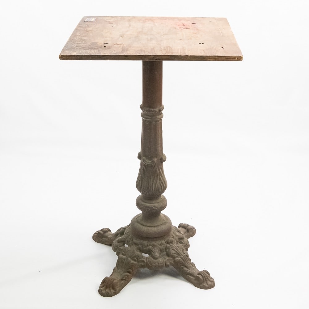 Ornate Cast Iron Saloon Table (1 of 7)