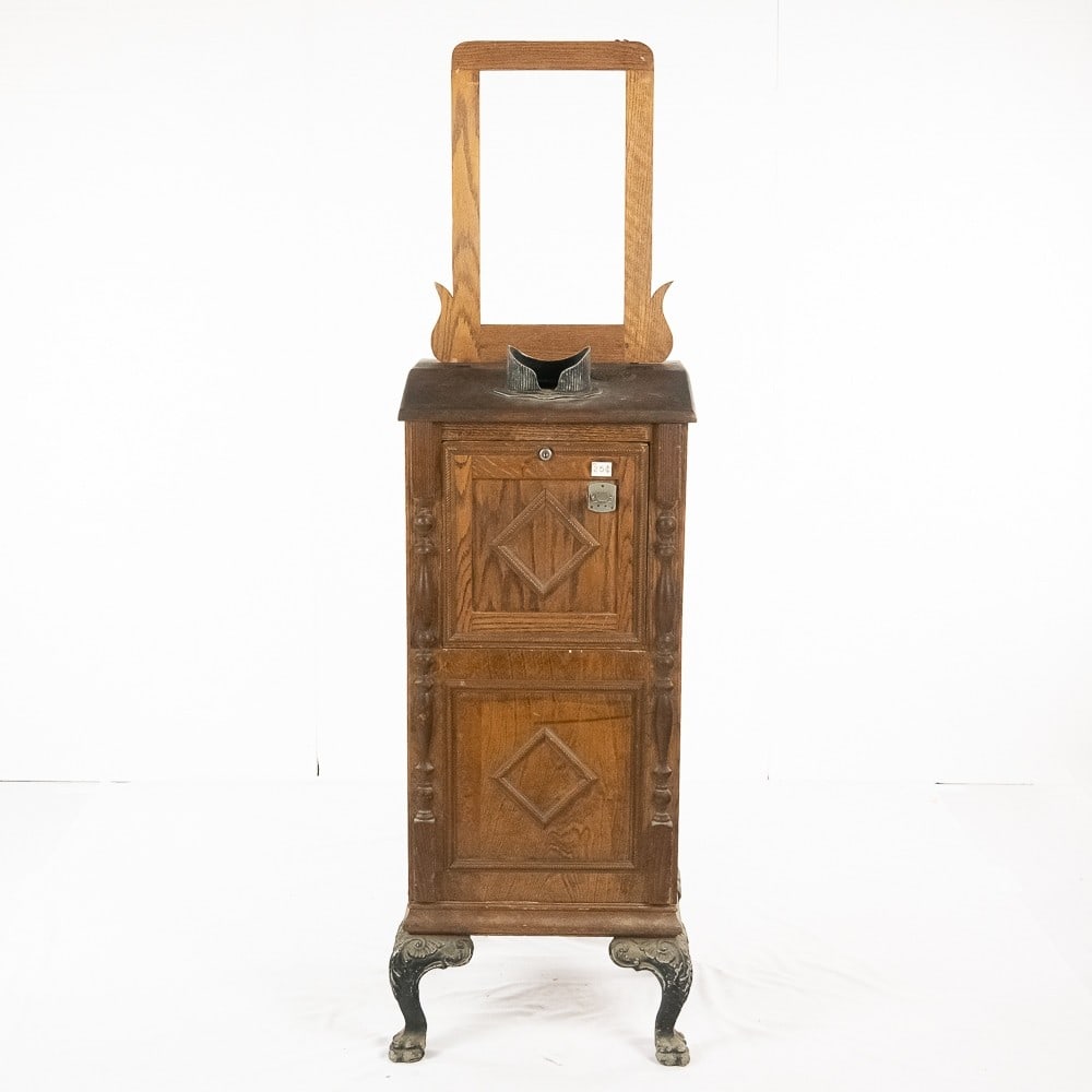 Coin Op Oak Mutoscope (1 of 16)