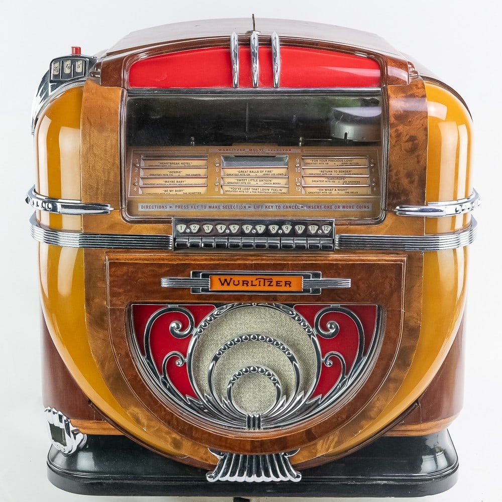 Wurlitzer Model 71 Countertop Juke Box (1 of 20)