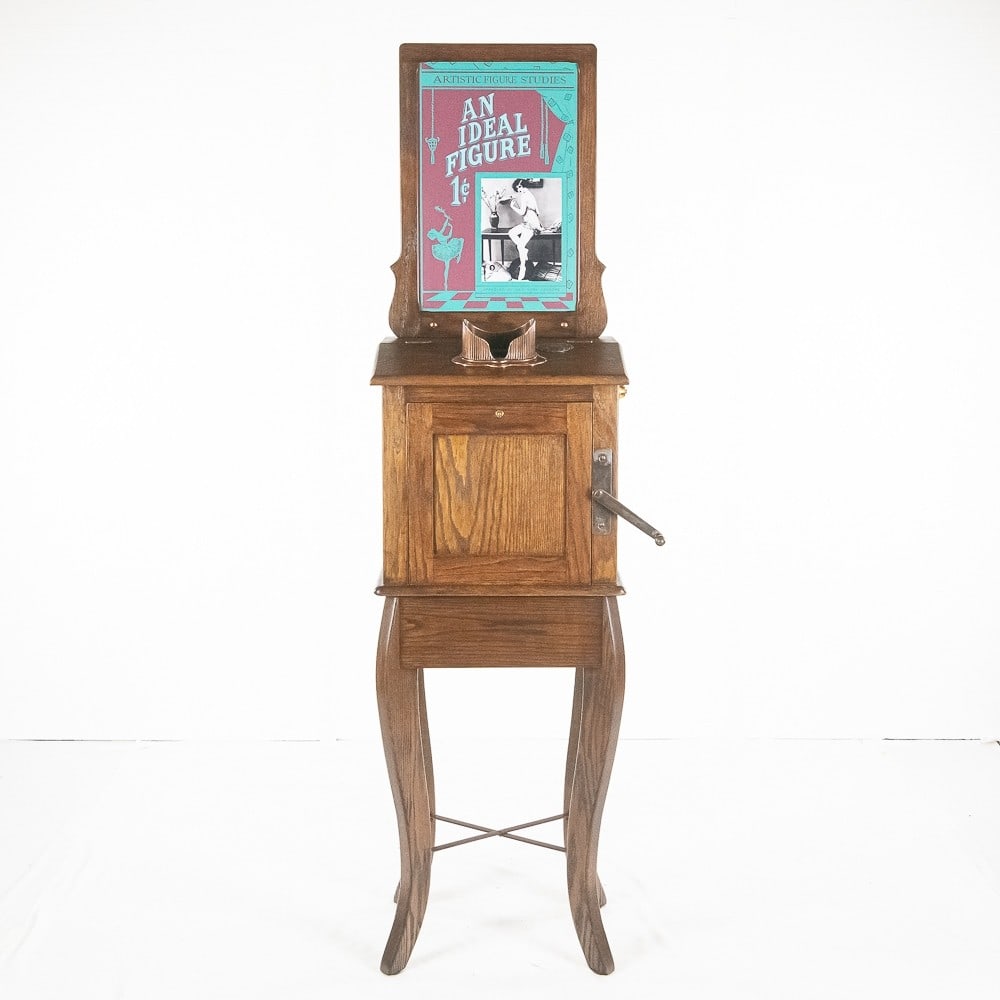 Restored Mills Coin Op Stereo Card Viewer (1 of 16)