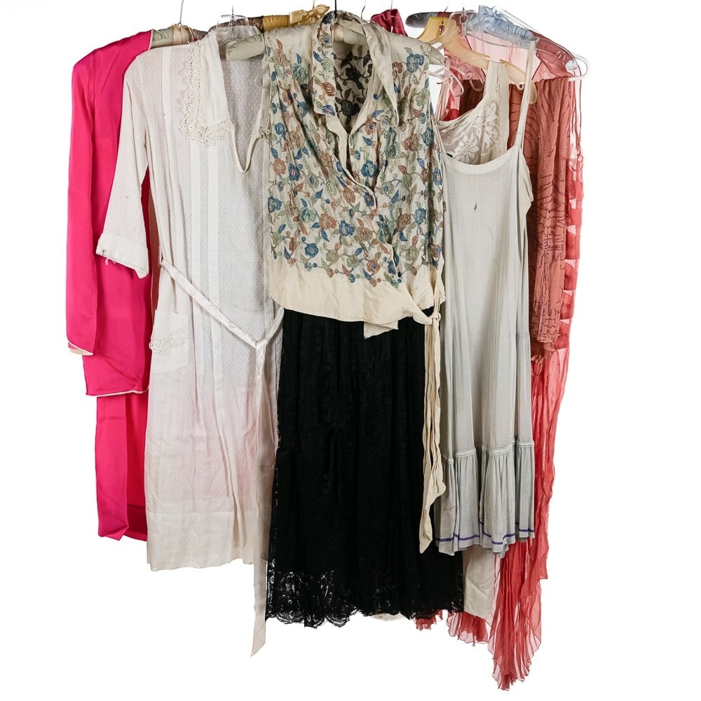 9 Piece 1920's Fun Lot - Including Paris Gown (1 of 8)